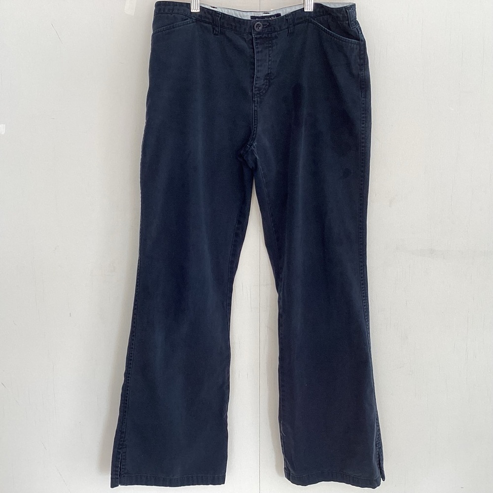 Abercrombie and Fitch probably VTG navy blue button fly straight leg chinos 8R
